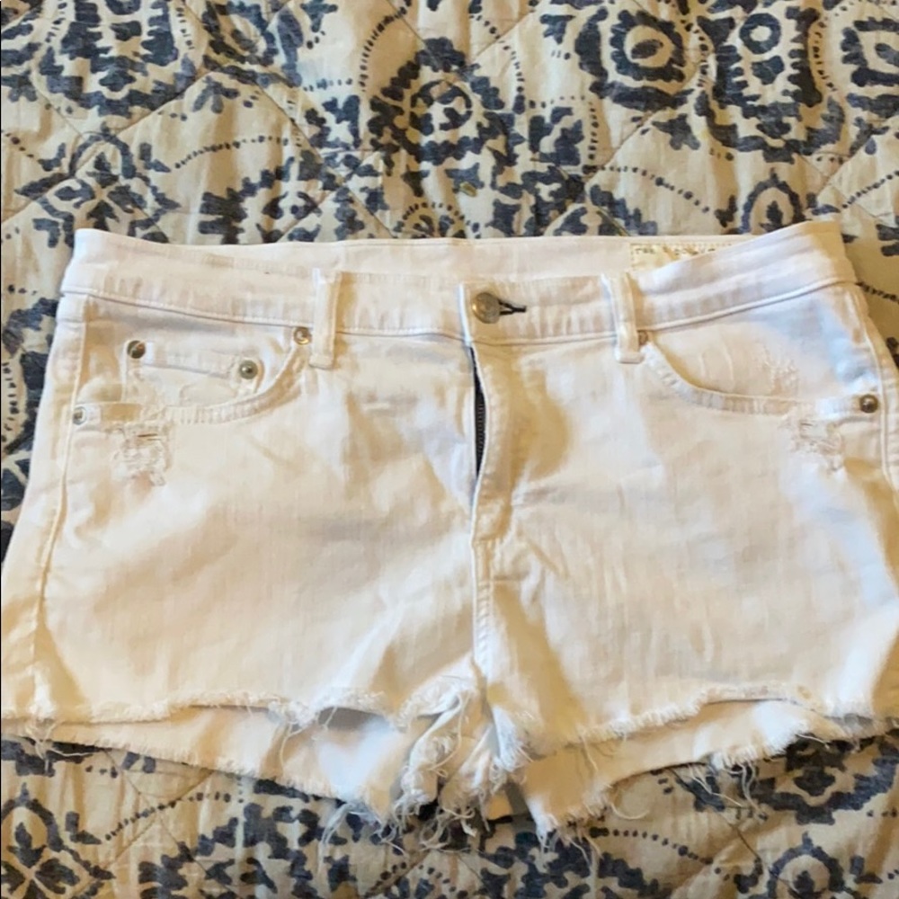 Rag  and bone white stretch denim
